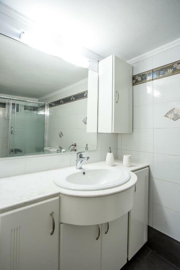 Flora'S Place Rhodes City Dış mekan fotoğraf